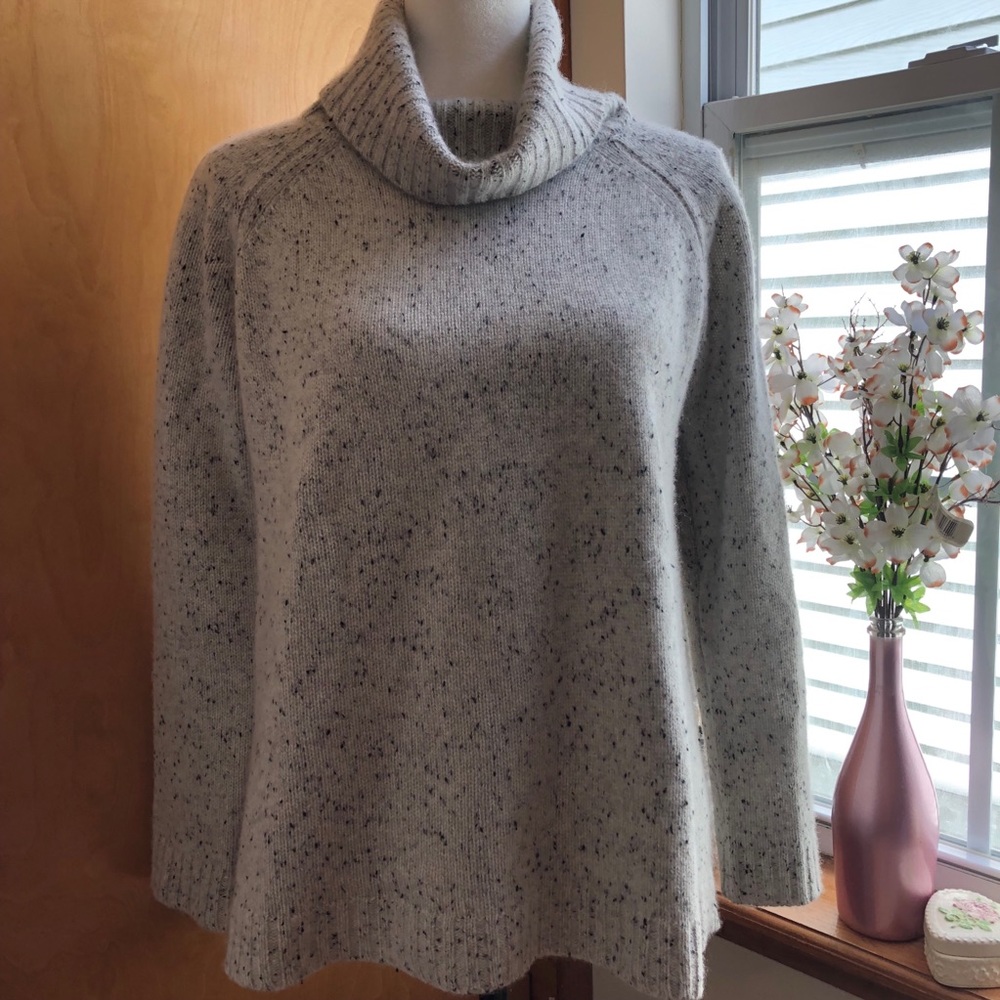 Ply Cashmere Cream Gray Cowl‎ Neck Sweater Size Medium